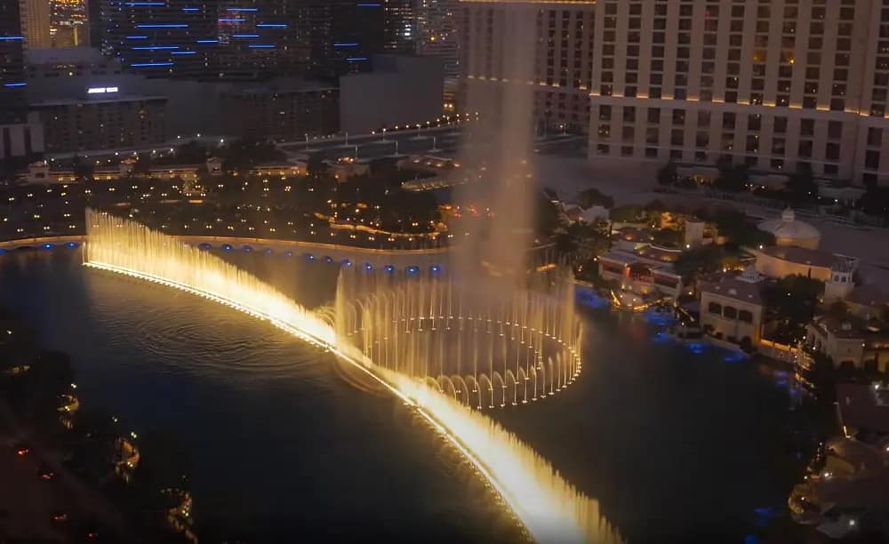 fountain water