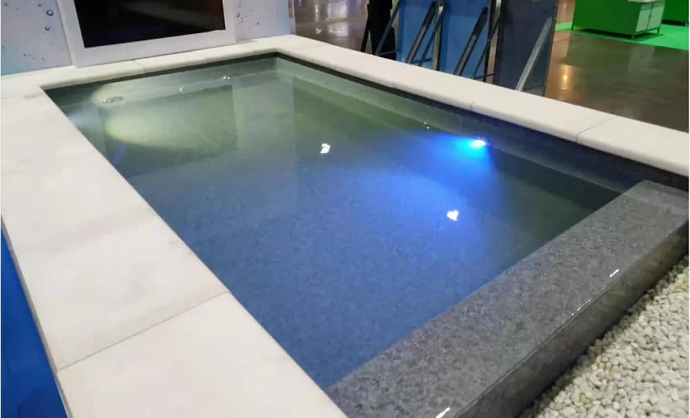 installation effect of swimming pool lights