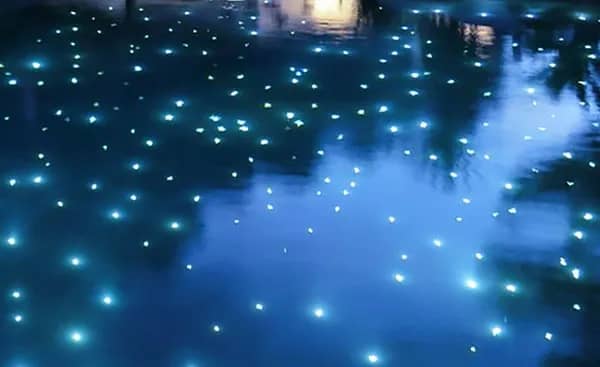 Luces de fibra óptica para piscinas