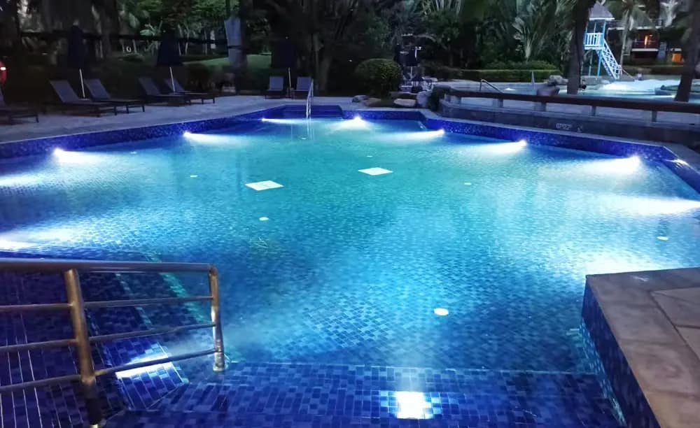 white light pool