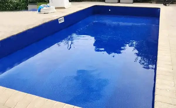 Piscine en vinyle