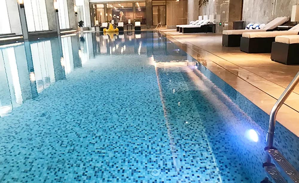 Hotel Indoor Swimming Pool